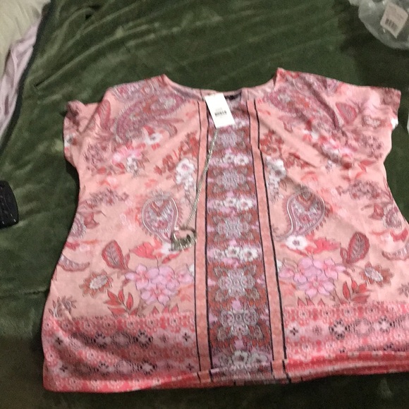 Evans top. Beautiful blush color, removable necklace. Brand new, 100% polyester. - Picture 4 of 4